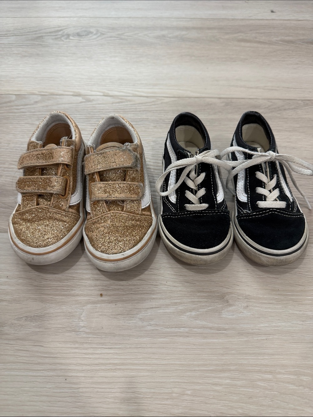 Vans Kids Gold Glitter and Black Classic Sneakers